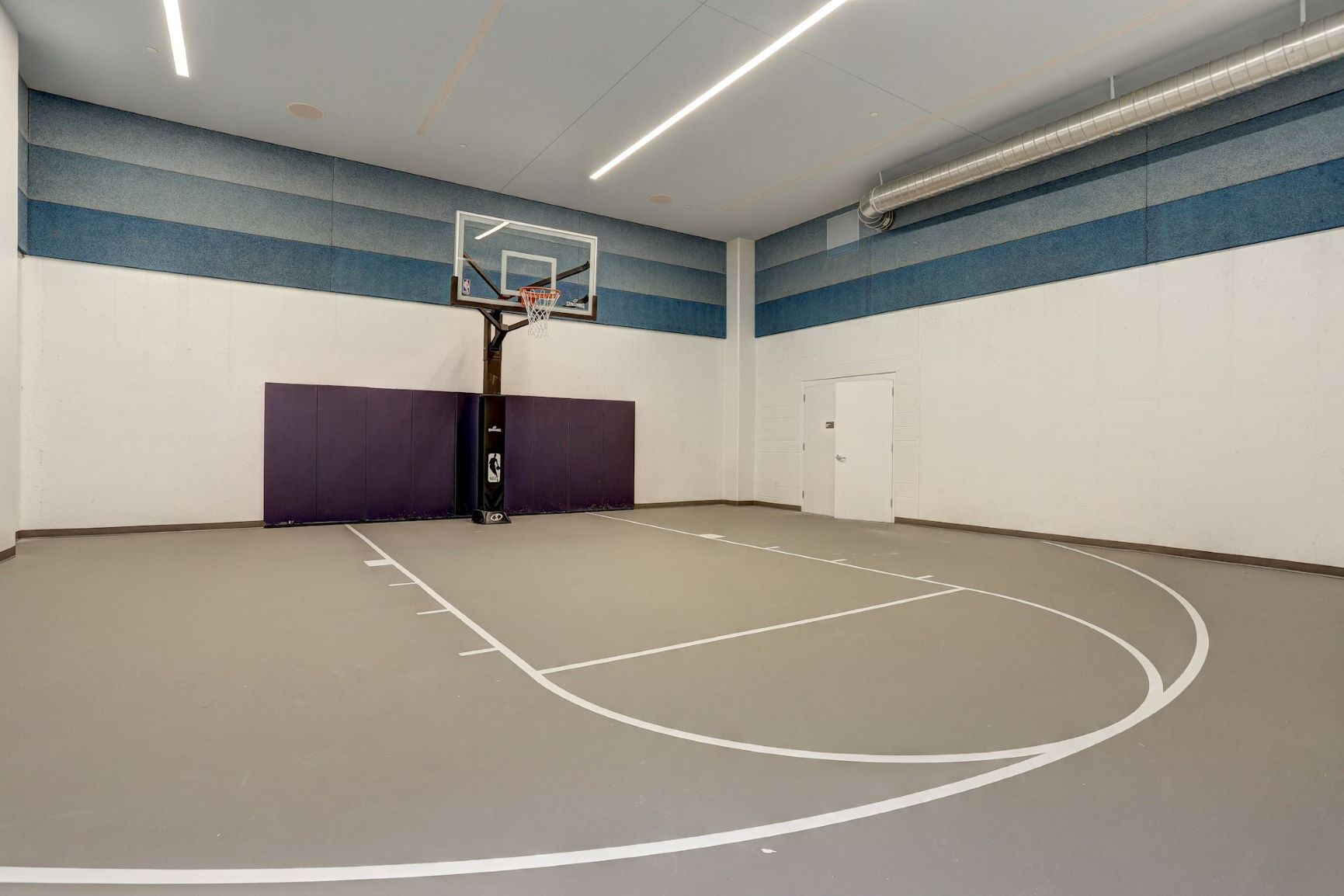 Versa_LuxuryApartmentCommunity_Basektball_Merriweather_ColumbiaMD