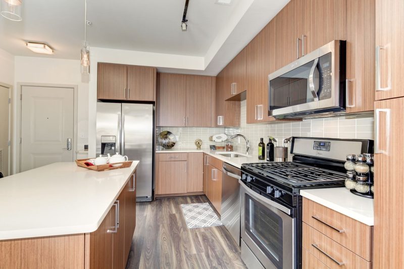 Versa_LuxuryApartmentCommunity_Kitchen_Merriweather_ColumbiaMD